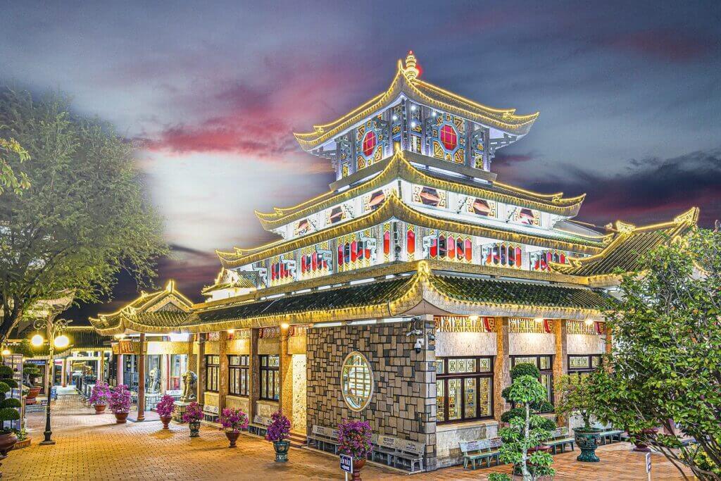 Miếu Bà Chúa Xứ Núi Sam Châu Đốc nơi diễn ra lễ hội