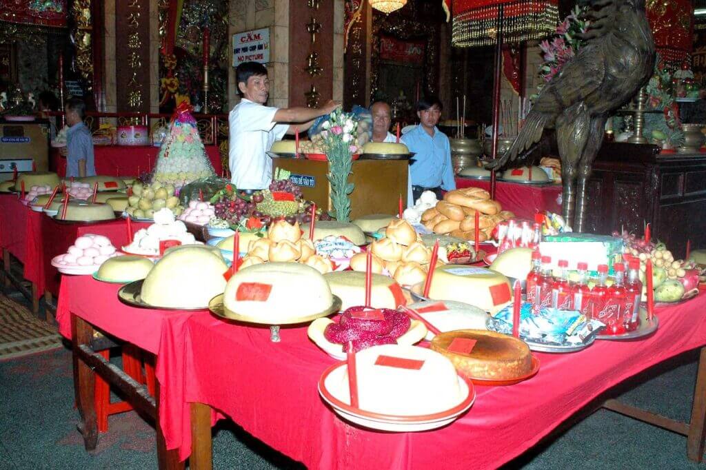 Trong đêm 25 rạng sáng 26/4 sẽ diễn ra Lễ Túc yết và Lễ Xây chầu