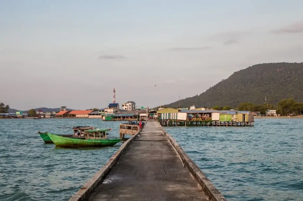 Khám Phá Lễ Hội Đua Thuyền Phú Quốc – Thuận tiện kết hợp tham quan nhiều địa điểm du lịch Phú Quốc nổi tiếng