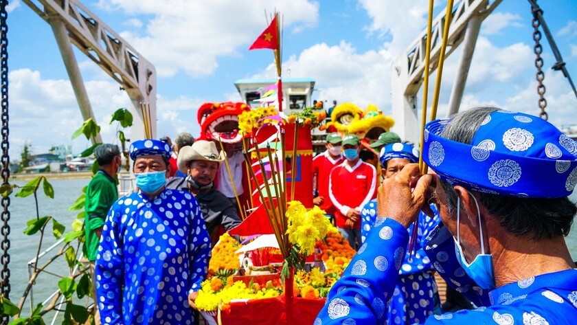 Lễ hội Tống Ôn, một trong những lễ hội đặc sắc ở miền Tây Nam Bộ, bắt nguồn từ thời kỳ khai hoang đất đai