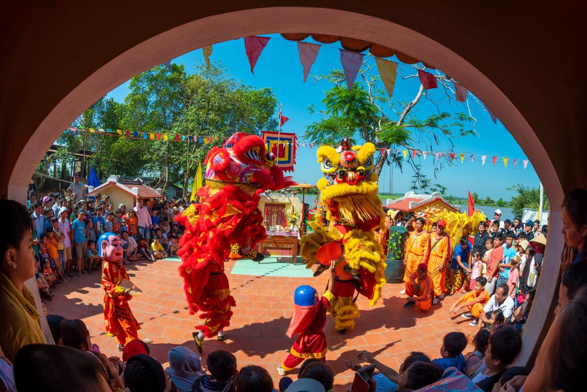 Lễ hội Kỳ Yên thường diễn ra vào những tháng mùa xuân, cụ thể là từ tháng 1 đến tháng 4 âm lịch, tùy theo từng địa phương.