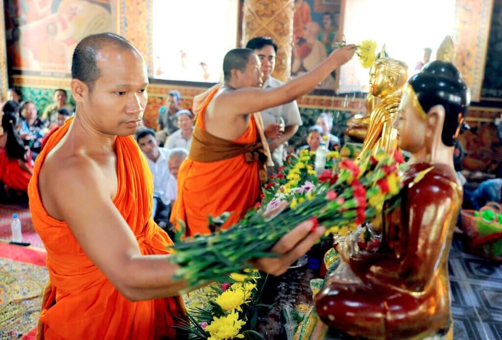 Tết Cổ Truyền Chol Chnam Thmay - Lễ Hội Mừng Năm Mới Của Người Khmer | Cửa Hàng Mỹ Keo 6