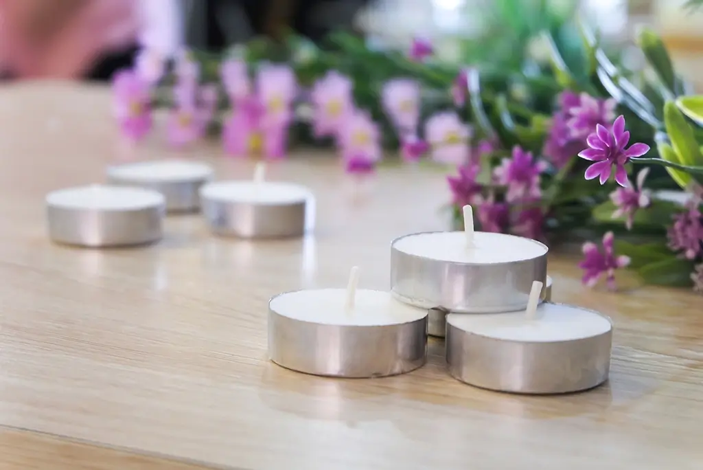 Khi được sử dụng đúng cách, nến Tealight không chỉ mang đến không gian ấm cúng mà còn góp phần nâng cao sự thoải mái và hạnh phúc trong cuộc sống hàng ngày