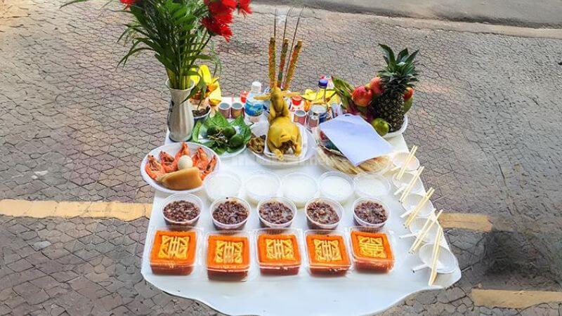 Thổ Công được xem như mẹ đất, là vị thần cai quản mọi điều liên quan đến đất đai