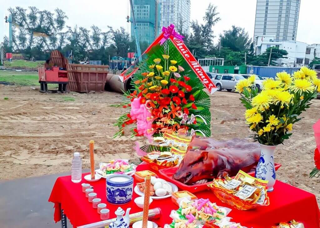 Việc sắp xếp mâm cúng đất đai trong nhà là điều rất quan trọng