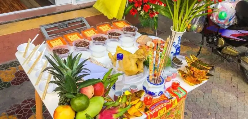 Văn khấn bài cúng trích trong sách “Văn khấn cổ truyền Việt Nam”