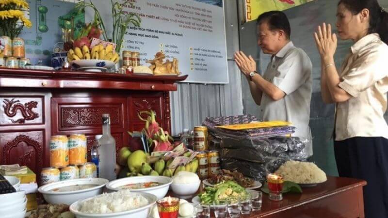 Van Khan Tet Thanh Minh Tai Nha Va Ngoai Mo Chuan Nhat 2025 Cua Hang My Keo