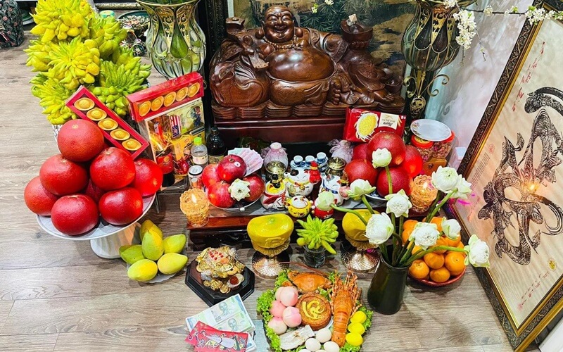 Cúng vía Thần Tài cũng giống như nhiều phong tục tâm linh khác trong văn hóa Việt, vì vậy gia chủ cần chú ý một số điều quan trọng để tránh tán tài, tán lộc